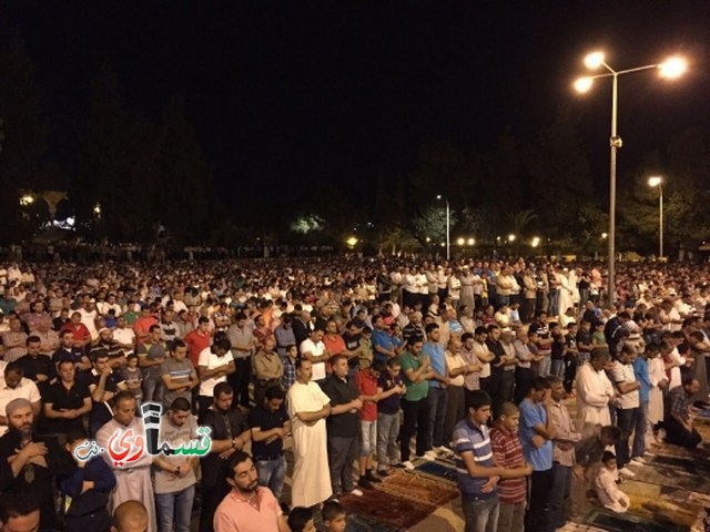 الجمعه الاولى من رمضان وعشرات الالاف من المصلين يزحفون نحو الاقصى